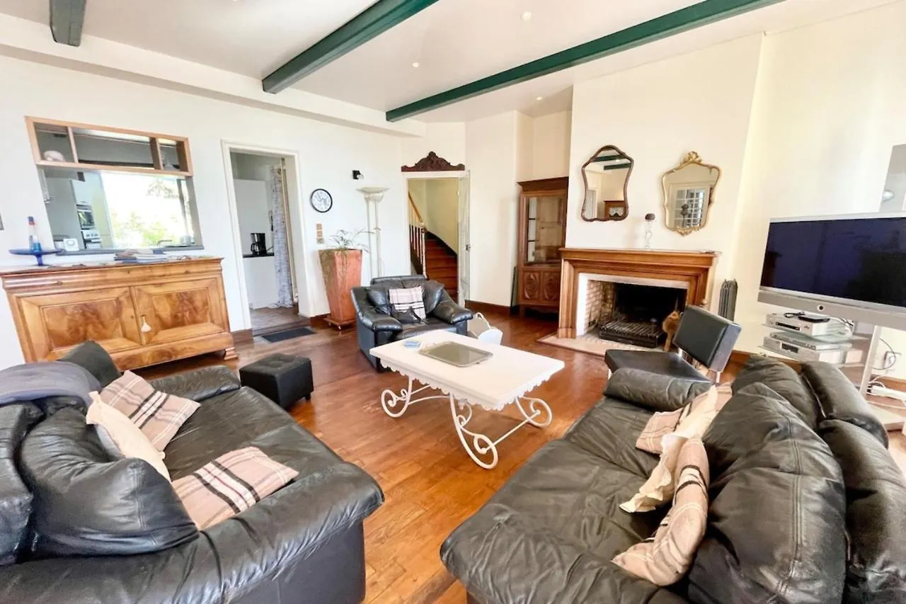 Magnifique Maison Bourgeoise 280 M2 Face Au Port Villa 0*, Port-Louis